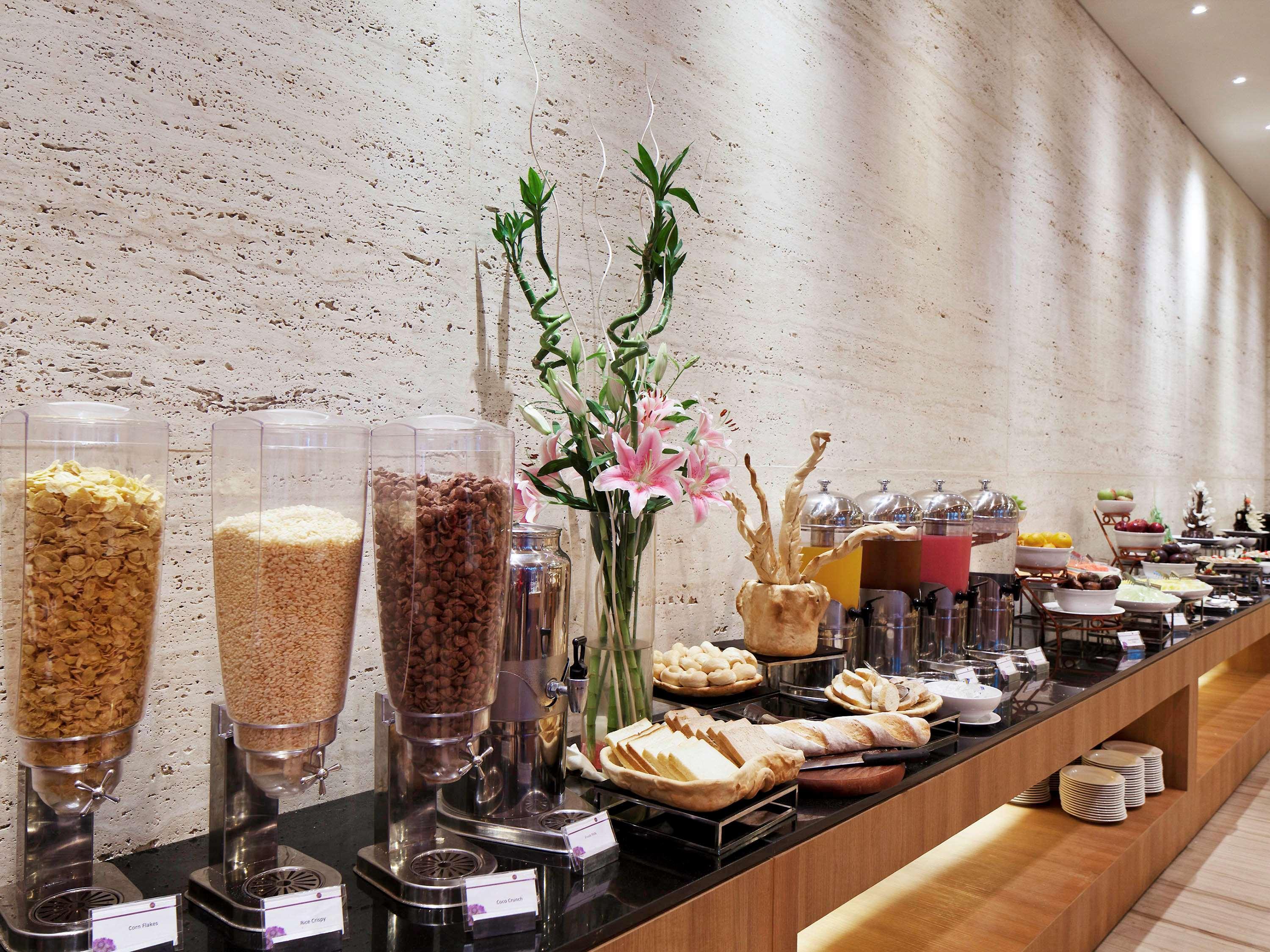 Grand Mercure Jakarta Harmoni Ngoại thất bức ảnh