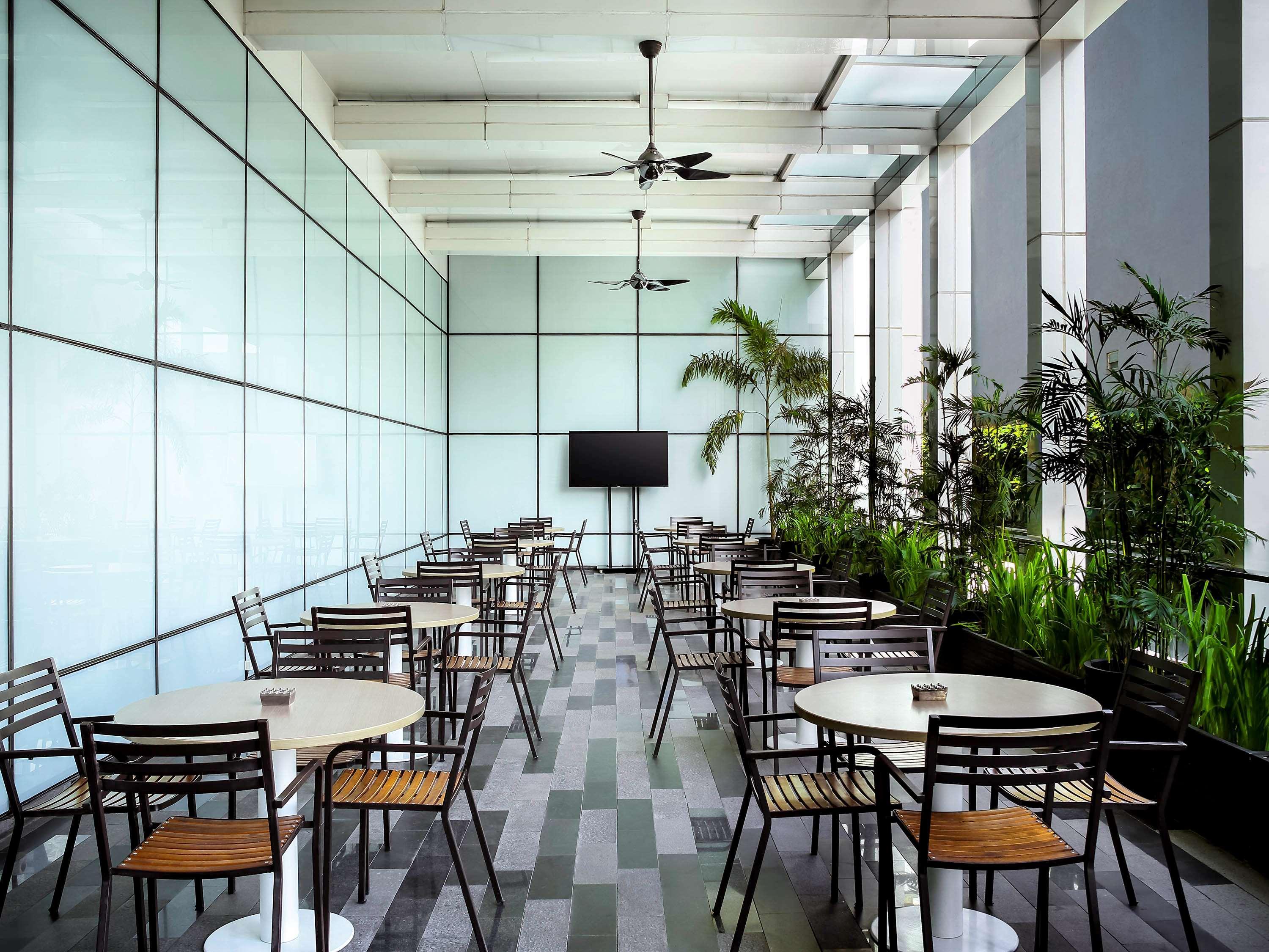 Grand Mercure Jakarta Harmoni Ngoại thất bức ảnh